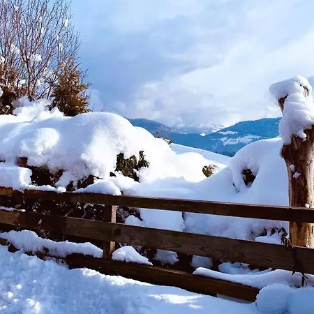 Дом отдыха Gemuetliche Berghuette In Sonniger Und Super Lage!