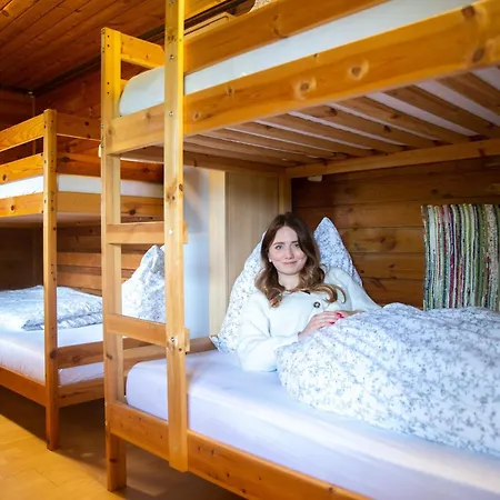 Gemuetliche Berghuette In Sonniger Und Super Lage! Vakantiehuis *